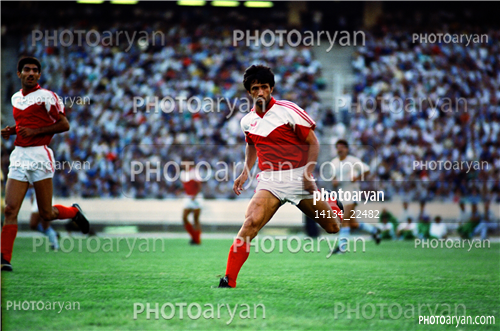 بازیکنان دهه های مختلف فوتبال ایران 1-سعید نعیم آبادی,حسن شیر محمدی,