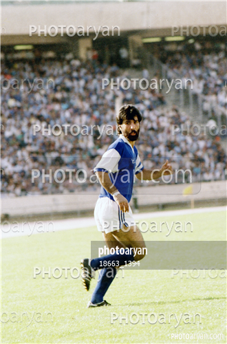 بازیکنان دهه های مختلف فوتبال ایران 3-شاهرخ بیانی,