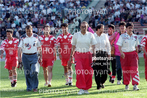 بازیکنان دهه های مختلف فوتبال ایران 8-مهرداد میناوند,حمید درخشان,مجید نامجو مطلق,ناصر محمدخانی,استانکو پابلوکویچ,