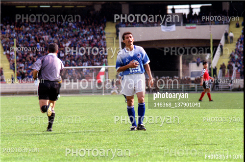 بازیکنان دهه های مختلف فوتبال ایران24 -