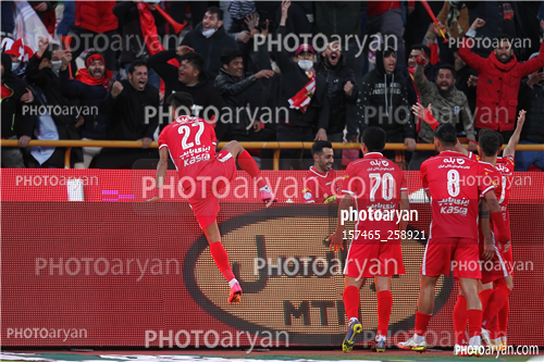 استقلال 1- پرسپولیس  1 (1400/12/26)-