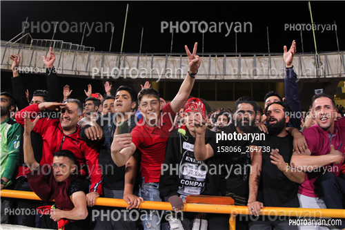 استقلال 0 (4)- نساجی مازندران  0 (5)  (1401/01/22)-تماشاگران,