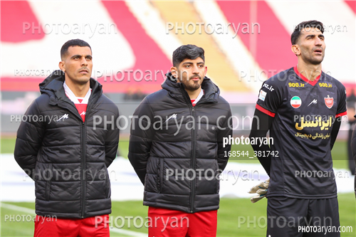 پرسپولیس 2-تراکتور 0  (1402/12/02)-