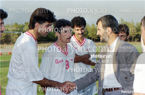 بازیکنان دهه های مختلف فوتبال ایران 11-حسن شیر محمدی,سیروس قایقران,ابراهیم تهامی,