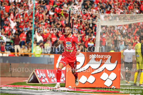 پرسپولیس 1-استقلال 0 (98/01/10)-احمد نورالهی,شادی بعد ازگل,