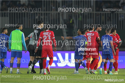 پرسپولیس 0-استقلال  0  (1404/09/14)-