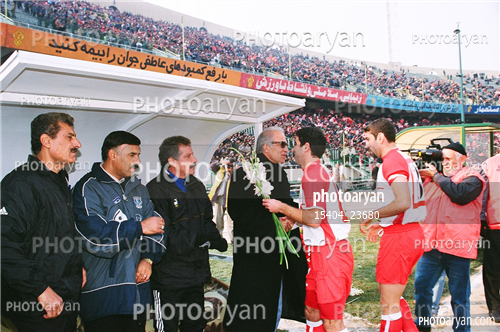 بازیکنان دهه های مختلف فوتبال ایران 2-بهروز رهبری فر,دربی,منصور پورحیدری,علی انصاریان,پرویز مظلومی,منصور رشیدی,