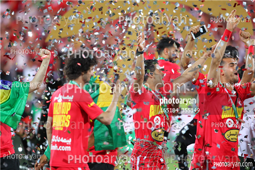 استقلال 1-پرسپولیس 2  (1402/03/10)-عیسی ال کثیر, Vakhdat Khanonov وحدت هنانوف ,