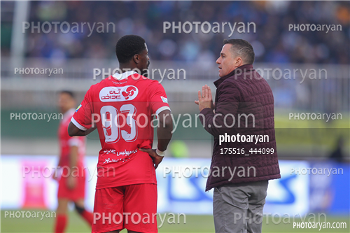 پرسپولیس 0-استقلال  0  (1404/09/14)-