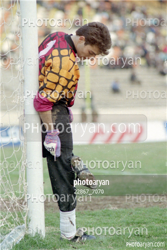 بازیکنان دهه های مختلف فوتبال ایران 9-هادی طباطبایی,