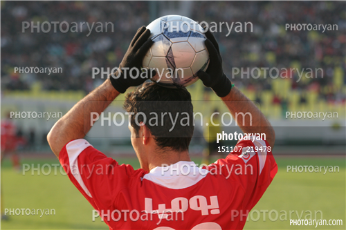 پرسپولیس 2-فجر سپاسی 4 (1384/10/09)-