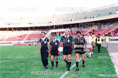 بازیکنان دهه های مختلف فوتبال ایران 2-حمید درخشان,بهزاد غلامپور,