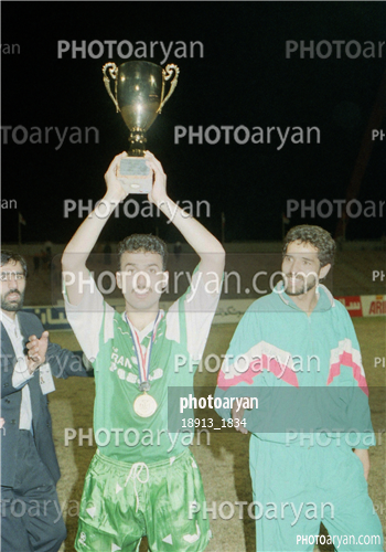 بازیکنان دهه های مختلف فوتبال ایران 3-رضا رضایی منش,فیروز کریمی,