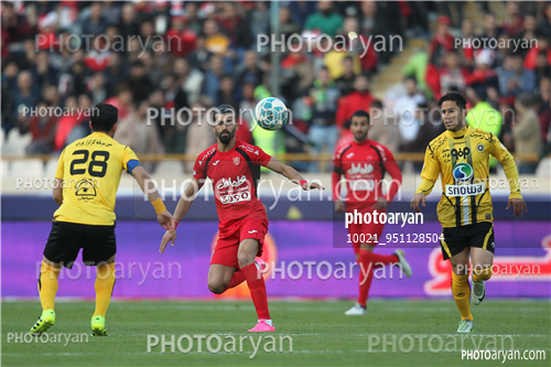 پرسپولیس 2-سپاهان اصفهان  1-رامین رضائیان,