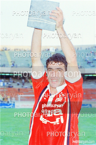 بازیکنان دهه های مختلف فوتبال ایران 10-بهروز رهبری فر,