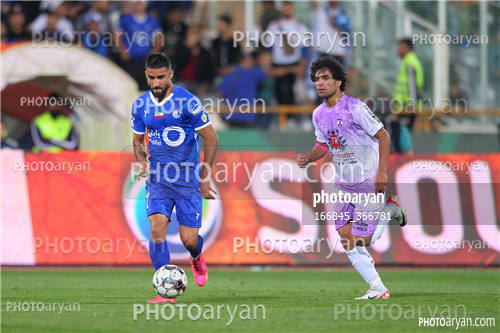 استقلال 3-هوادار 2  (1402/07/28)-