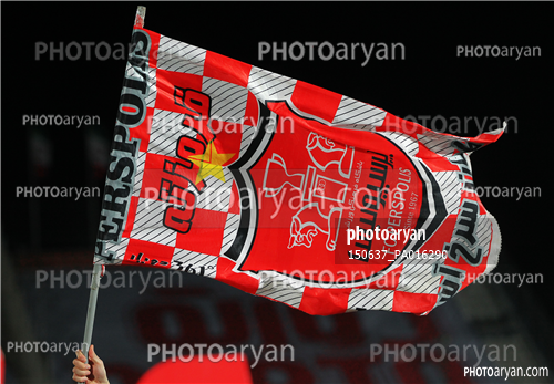 پیکان 0-پرسپولیس 2(1400/05/08)-پرچم پرسپولیس,