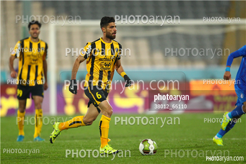 استقلال 3-سپاهان اصفهان  0 (96/09/15)-