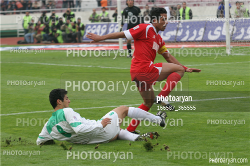 پاس 2-پرسپولیس 1 (1384/10/20)-