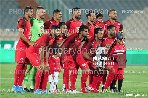 پرسپولیس 1- صنعت نفت  0 (98/06/25)-محمد انصاری,شجاع خلیل زاده,علی علیپور,مهدی ترابی,احمد نورالهی,مهدی شیری,سیامک نعمتی,بوژیدار رادوشویچ,بشار رسن,حسین کنعانی زادگان,جونیور براندائو Júnior Brandão,