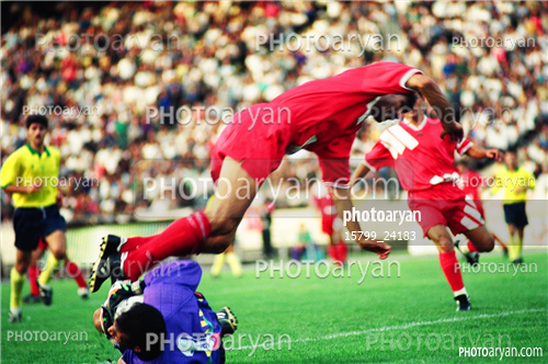 بازیکنان دهه های مختلف فوتبال ایران 2-علی دایی  Ali Daei,