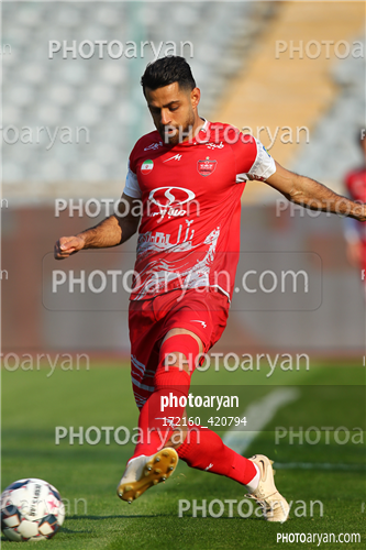 پرسپولیس  2-تراکتور  0    (1403/11/07)-