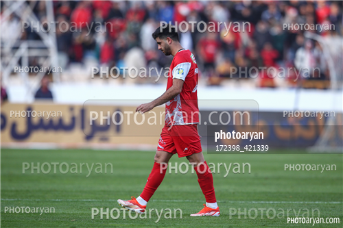 پرسپولیس  2-تراکتور  0    (1403/11/07)-محمد خدا بنده لو,