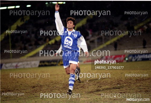 بازیکنان دهه های مختلف فوتبال ایران24 -