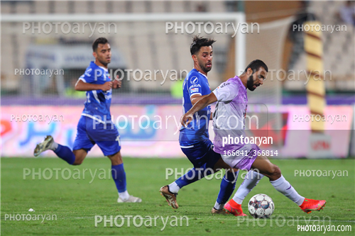 استقلال 3-هوادار 2  (1402/07/28)-