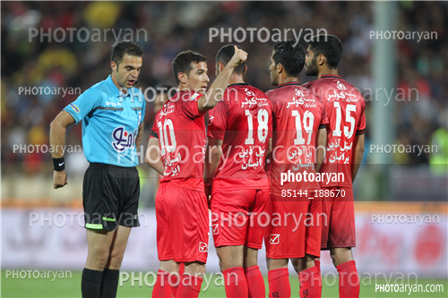 پرسپولیس 3-نفت تهران 0 (95/07/24)-محمد انصاری,محسن ربیع خواه,وحید امیری,فرشاد احمدزاده,پیام حیدری,