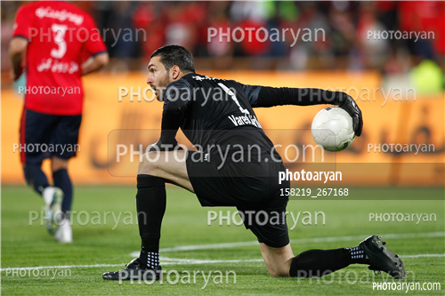 نساجی مازندران 1- الومینیوم اراک 0  (1401/02/07)-علیرضا حقیقی,