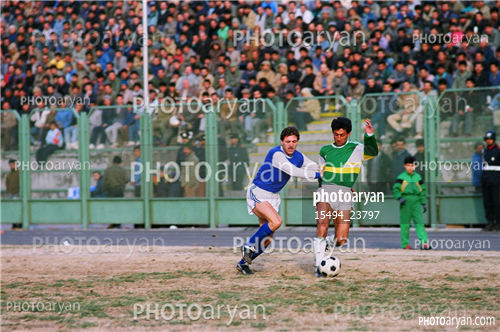 بازیکنان دهه های مختلف فوتبال ایران 2-جواد زرینچه,