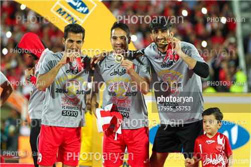 جشن قهرمانی تیم فوتبال پرسپولیس 96/01/30-علیرضا بیرانوند,وحید امیری,شهاب کرمی,طاها بیرانوند,