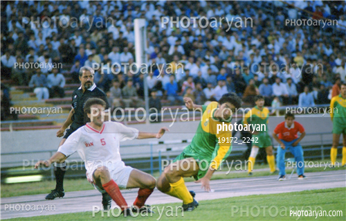 بازیکنان دهه های مختلف فوتبال ایران 3-جواد زرینچه,