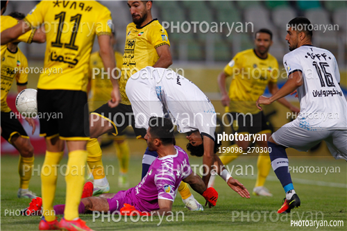 پیکان 0- سپاهان 1  (1401/02/19)-