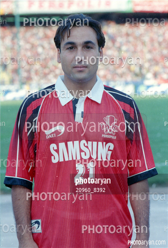 بازیکنان دهه های مختلف فوتبال ایران 4-علی اکبریان,