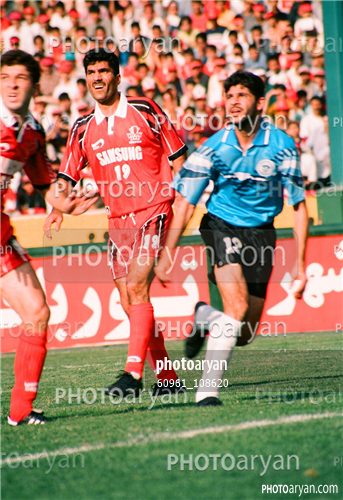 بازیکنان دهه های مختلف فوتبال ایران 17-اسماعیل حلالی,پایان رافت,