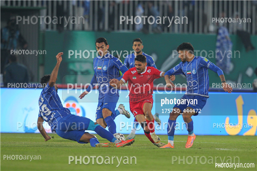 پرسپولیس 0-استقلال  0  (1404/09/14)-