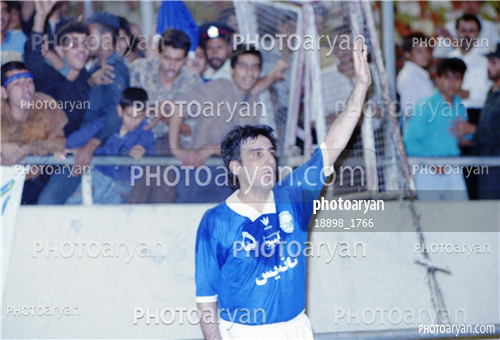 بازیکنان دهه های مختلف فوتبال ایران 3-شاهین بیانی,