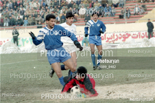 بازیکنان دهه های مختلف فوتبال ایران 4-عبدالصمد مرفاوی,صادق ورمزیار,