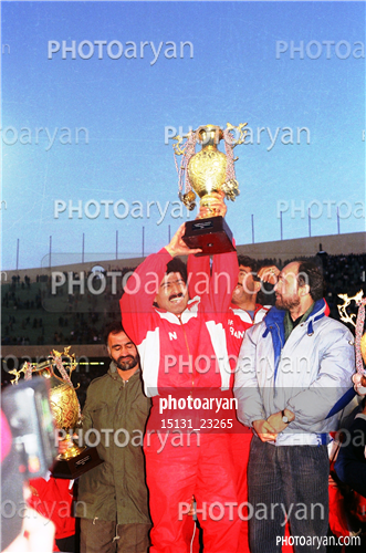 بازیکنان دهه های مختلف فوتبال ایران 2-محمد پنجعلی,محمود خوردبین,