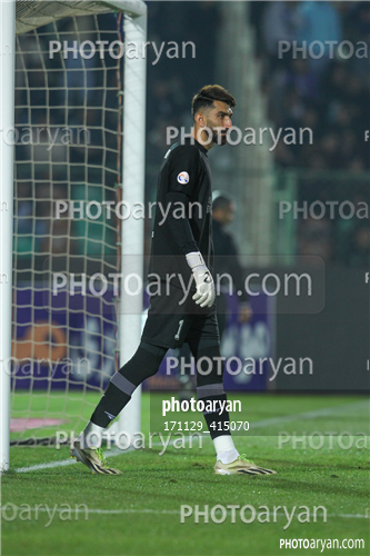 استقلال 0-تراکتور 2    (1403/08/10)-