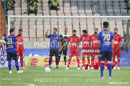پرسپولیس  0 (3)-استقلال 0 (4)(1400/04/24)-وحید امیری,وریا غفوری,احمد نورالهی,محمد حسین مرادمند,ميلاد سرلک چيوا,حامد لک,حسین کنعانی زادگان,محمد دانشگر,فرشاد فرجی,