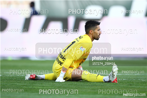 استقلال 1- پرسپولیس  1 (1400/12/26)-