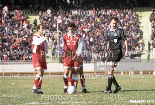 بازیکنان دهه های مختلف فوتبال ایران 10-حمید استیلی,نعیم سعداوی,