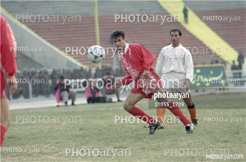 بازیکنان دهه های مختلف فوتبال ایران 3-رضا ترابیان,محسن رنجبران,