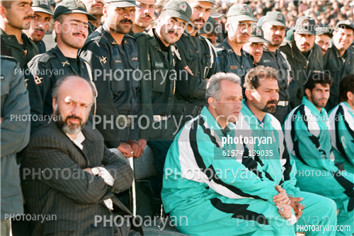 بازیکنان دهه های مختلف فوتبال ایران 18-داوود فنایی,نادر فریاد شیران,