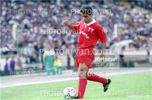 بازیکنان دهه های مختلف فوتبال ایران 5-مهدی مهدوی کیا,