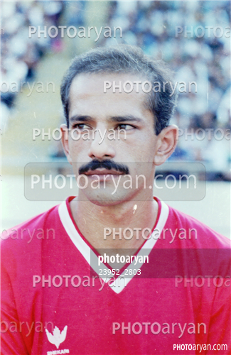 بازیکنان دهه های مختلف فوتبال ایران 10-محمد خاکپور,