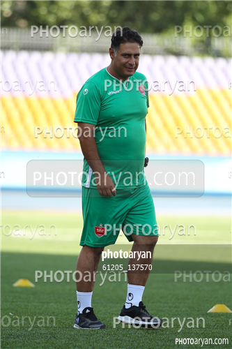 استقلال 2-پرسپولیس 0 (98/04/28)-محمد برزگر,